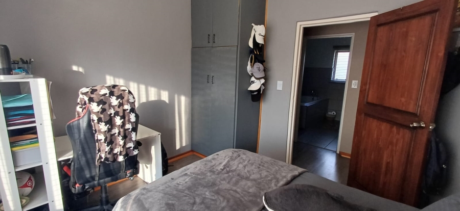 3 Bedroom Property for Sale in Loch Athlone Free State
